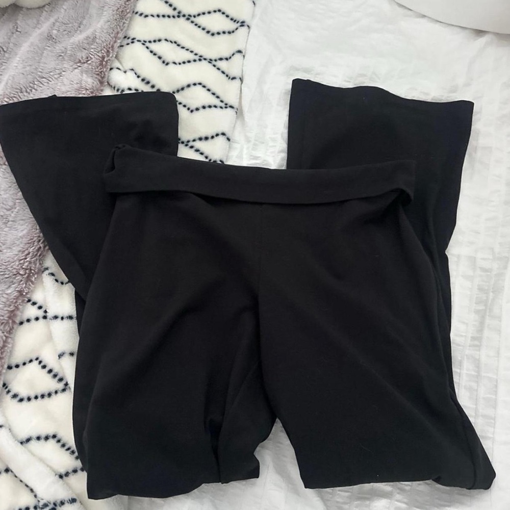 H&M Black Flare Leggings for Everyday Comfort